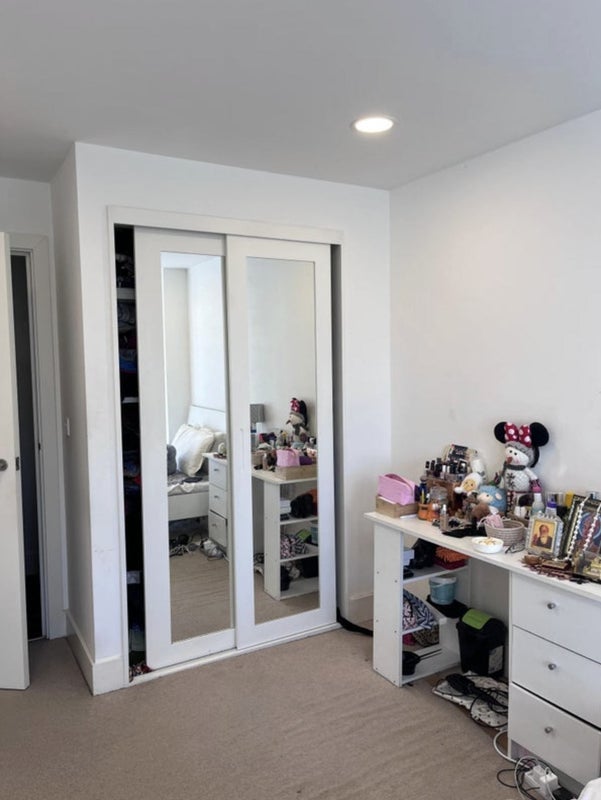 Room Market Road in Greater London