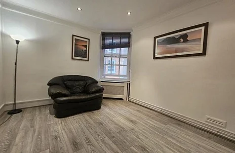 Flat Scott Ellis Gardens in City of Westminster