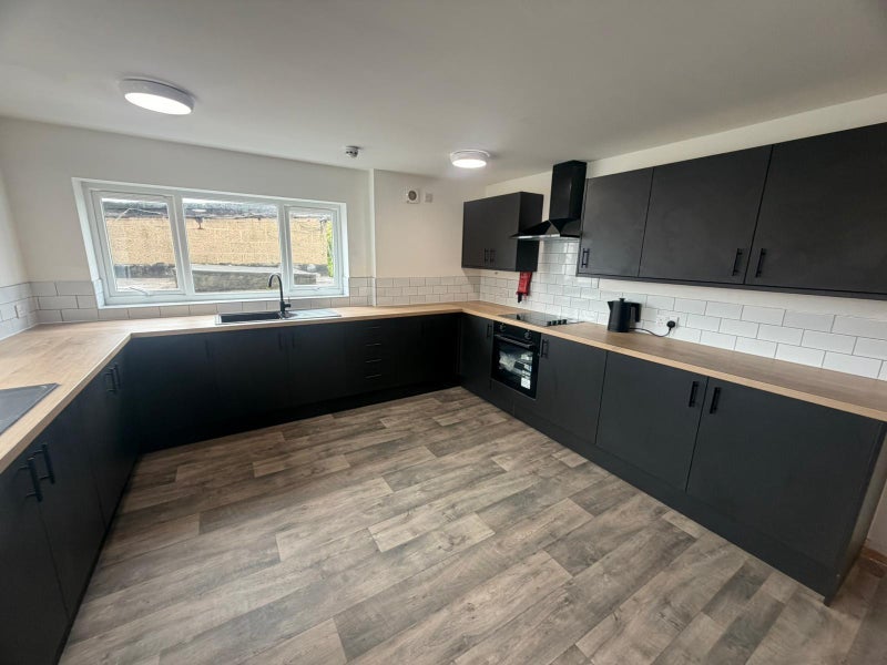 Room Bolton Street in Chorley