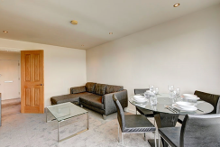 Flat Fulham Road in Greater London