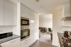 Flat Fulham Road in Greater London