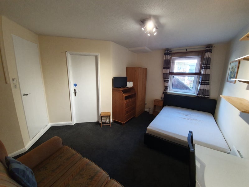 Flat Hathersage Road in Manchester