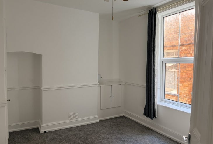 Flat Beaumont Fee in Lincoln