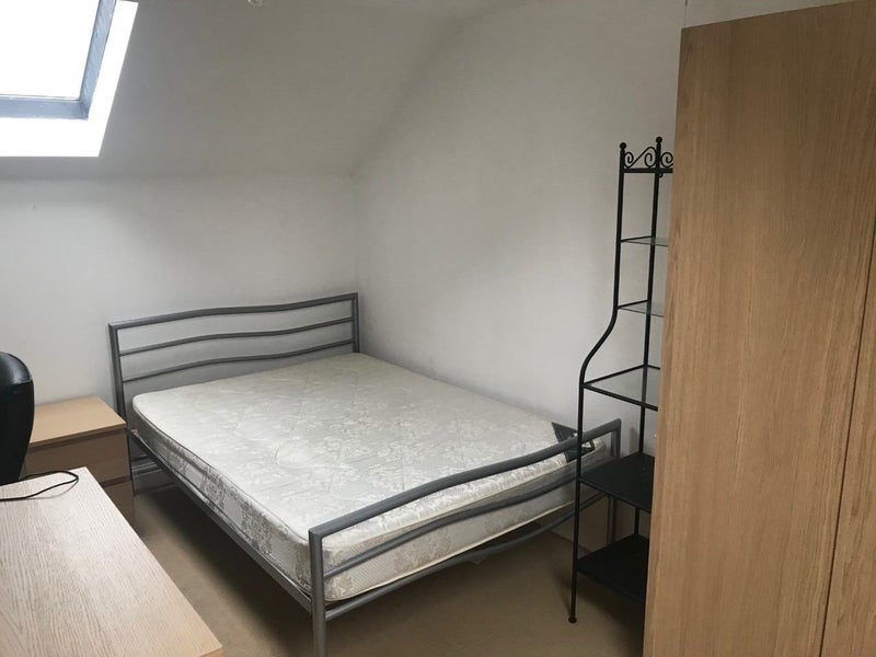 Room Rathbone Road in Sandwell