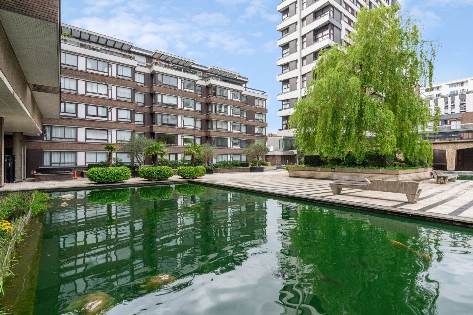 Flat Norfolk Crescent in City of Westminster