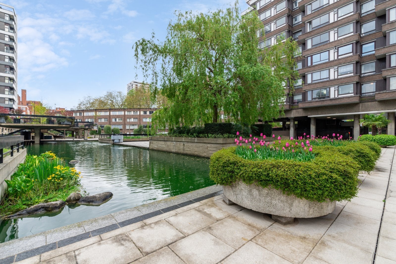 Flat Norfolk Crescent in City of Westminster