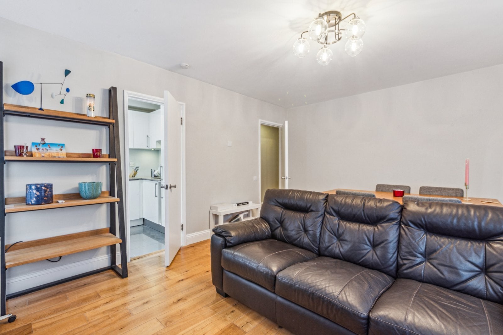 Flat Norfolk Crescent in City of Westminster