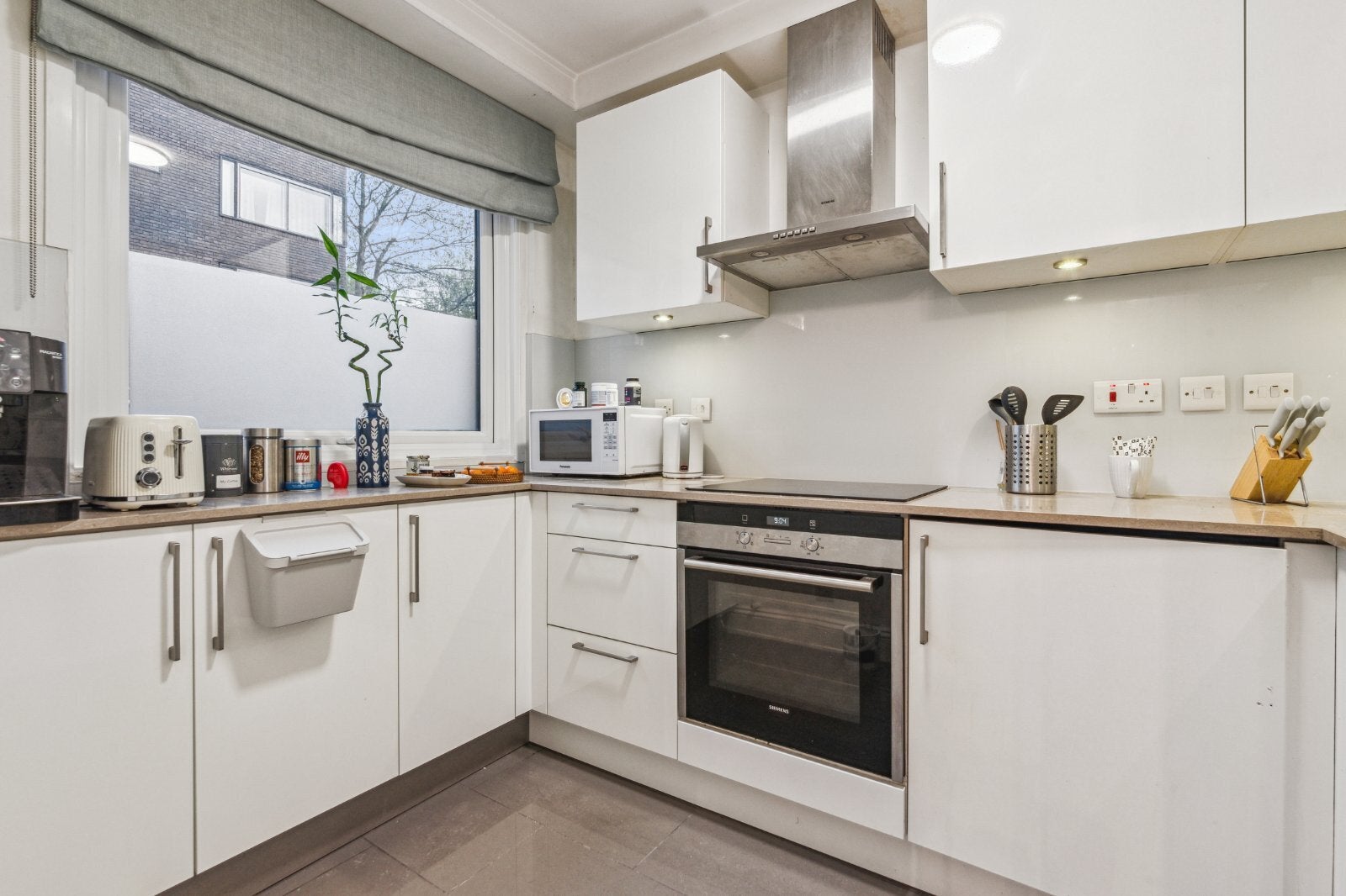 Flat Norfolk Crescent in City of Westminster