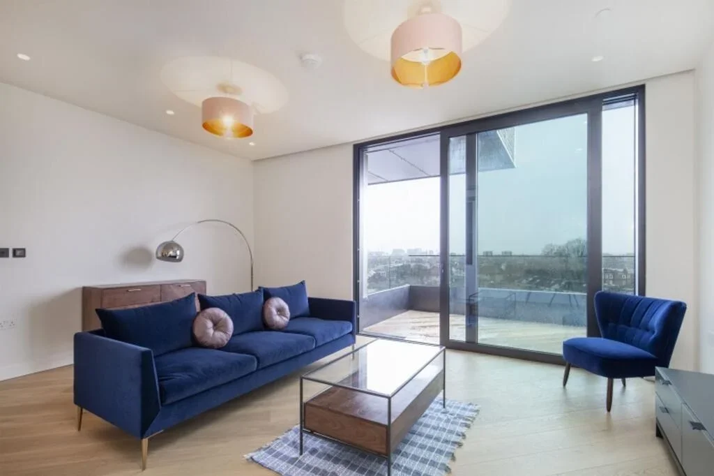 Flat Wood Lane in Greater London