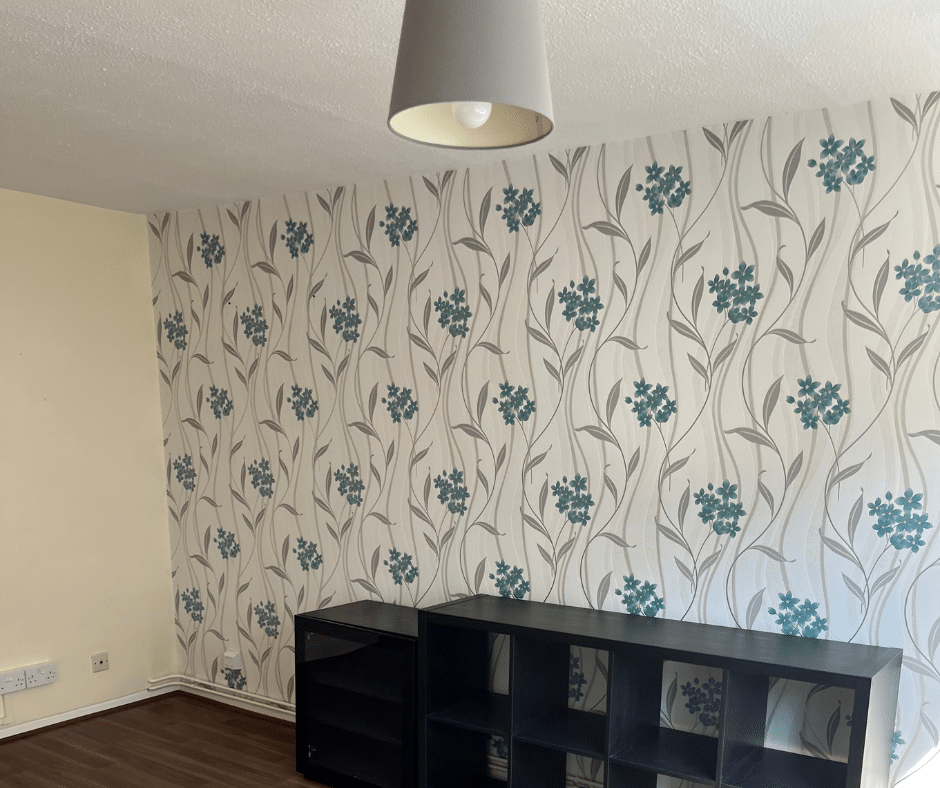 Room Wornington Road in Greater London
