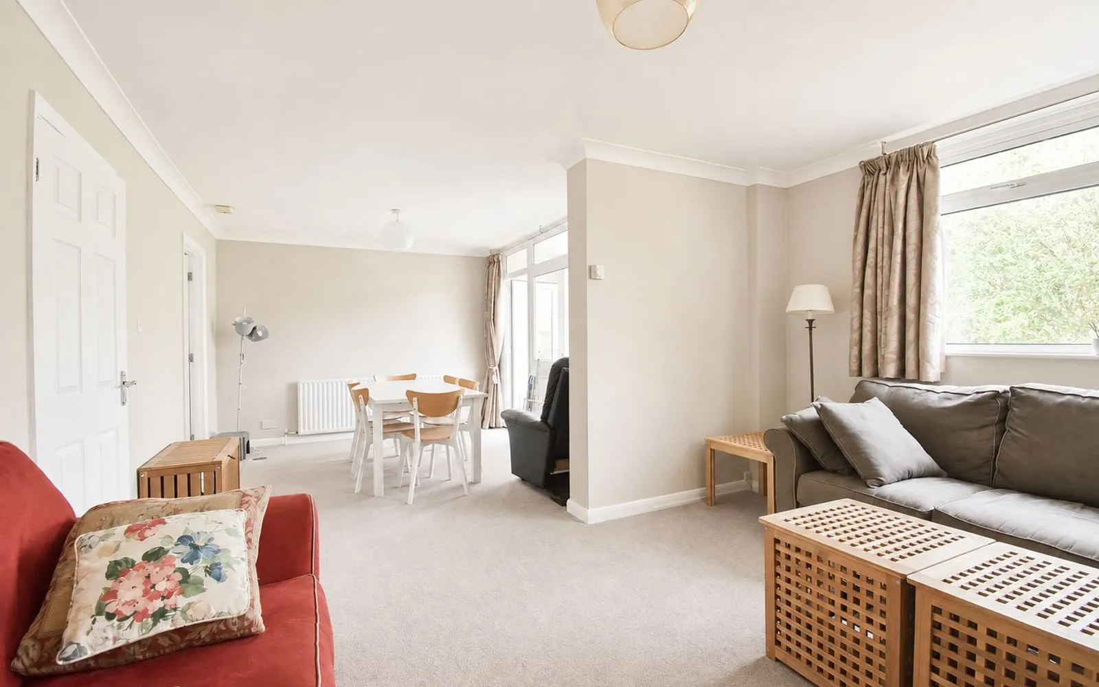 Flat Collingwood Place in Elmbridge