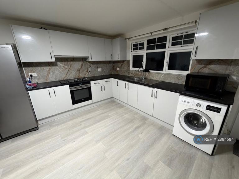 House Prince Regent Lane in Greater London