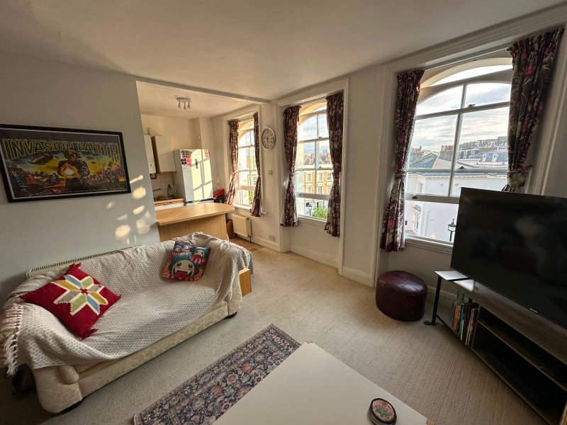 Flat Warwick Avenue in City of Westminster