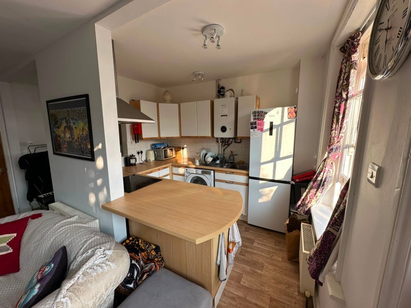 Flat Warwick Avenue in City of Westminster