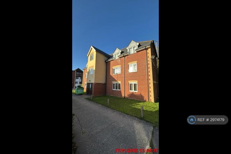 Flat Megs Way in Braintree
