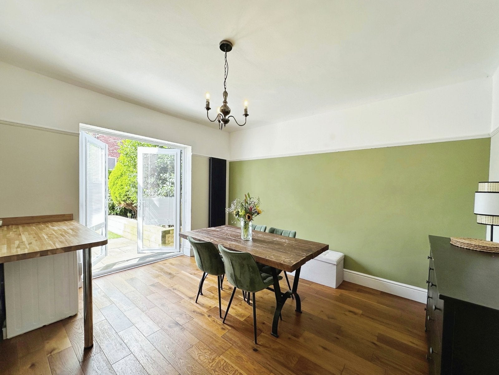 House Laburnum Avenue in Salford
