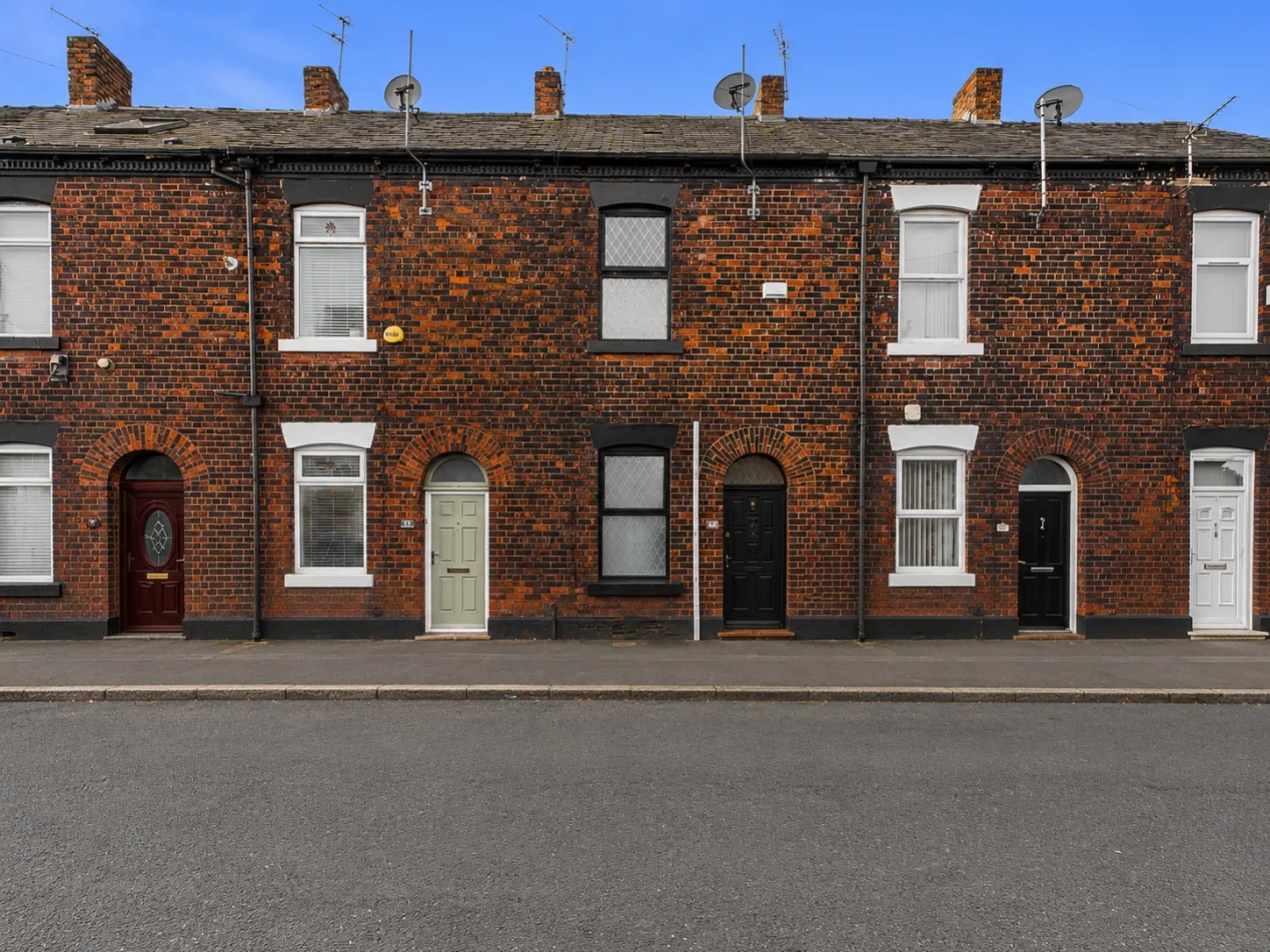 House Cheetham Hill Road in Tameside