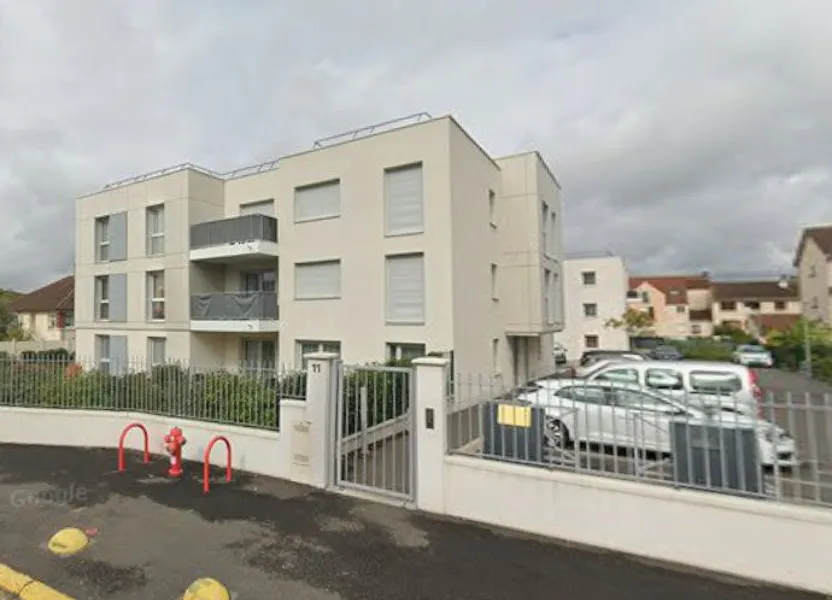 Appartement Rue d'Avrainville à Égly
