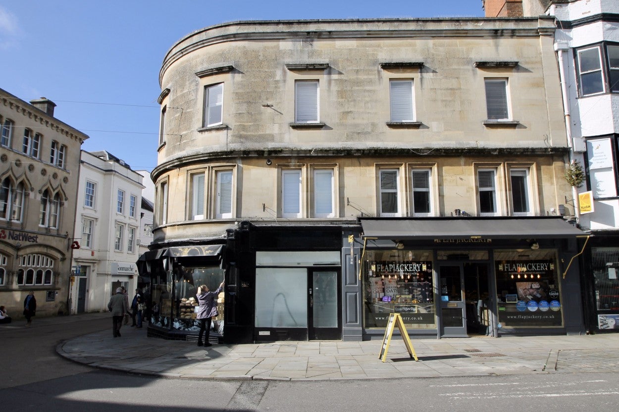 Flat St James's Street in South Petherton