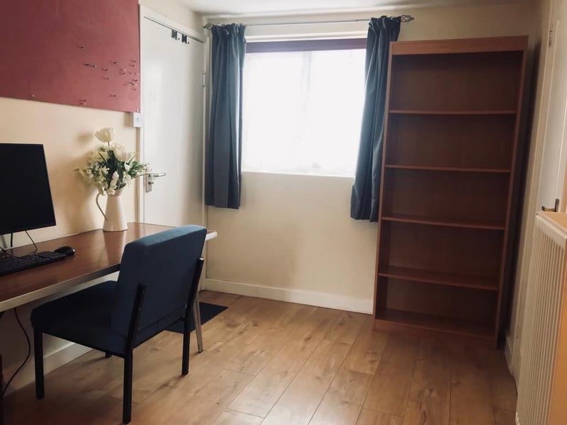 Room Prior Deram Walk in Coventry