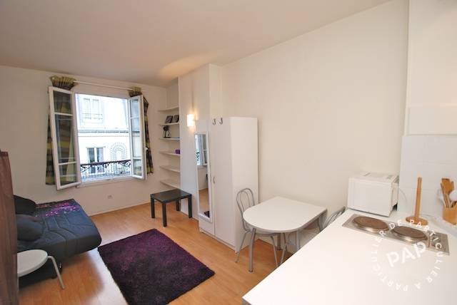 Flat Place du Général Kœnig in Paris