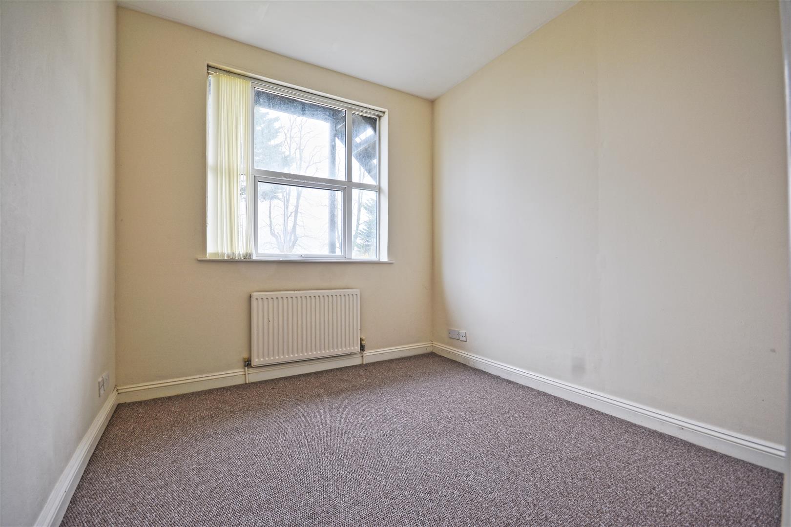 Flat Colwyn Road in Northampton
