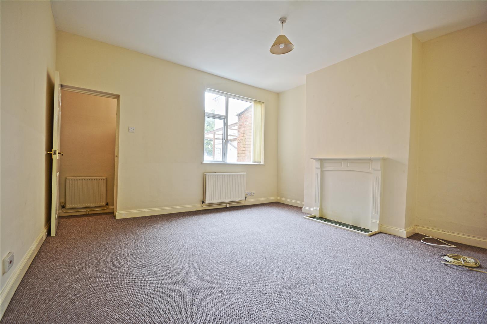 Flat Colwyn Road in Northampton