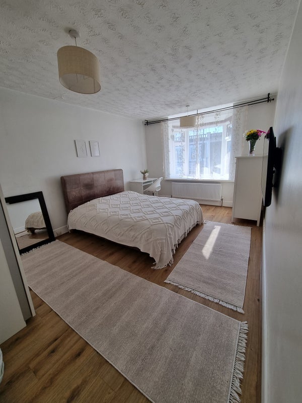 Room Wimborne Road in Bournemouth