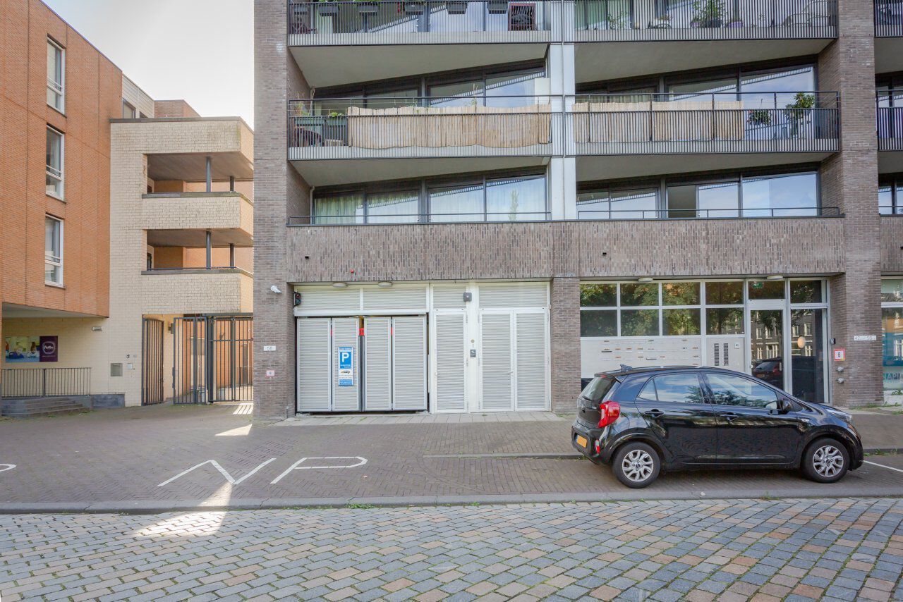 Appartement Fritz Dietrich Kahlenbergstraat in Amsterdam