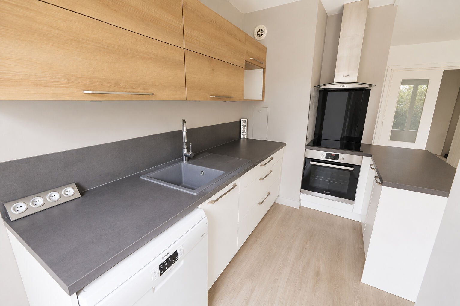 Flat Rue Henri Ramas in Chatou
