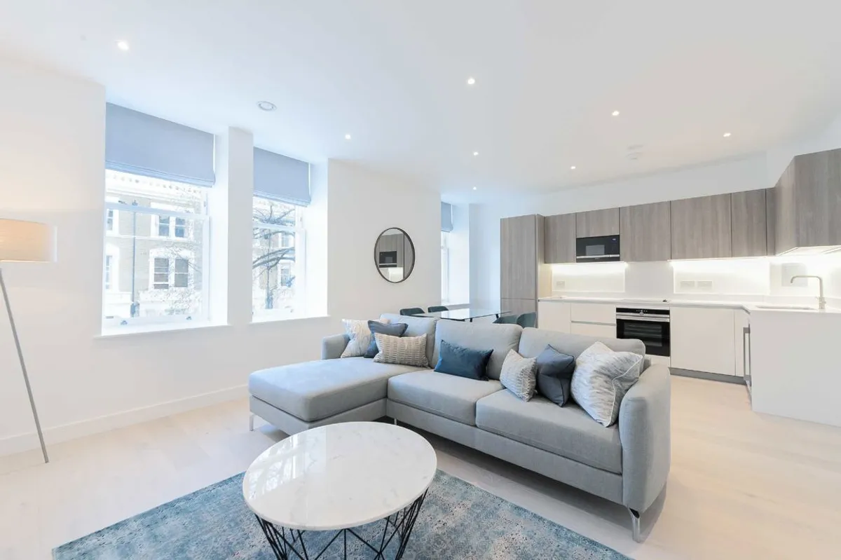 Flat Hofland Road in Greater London