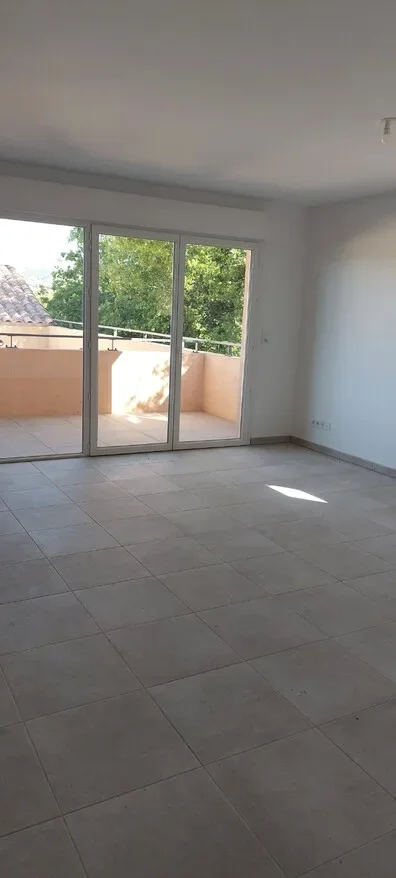 Appartement Chemin de Radasse à Cogolin