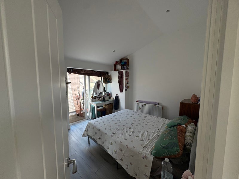 Room Portland Road in Greater London