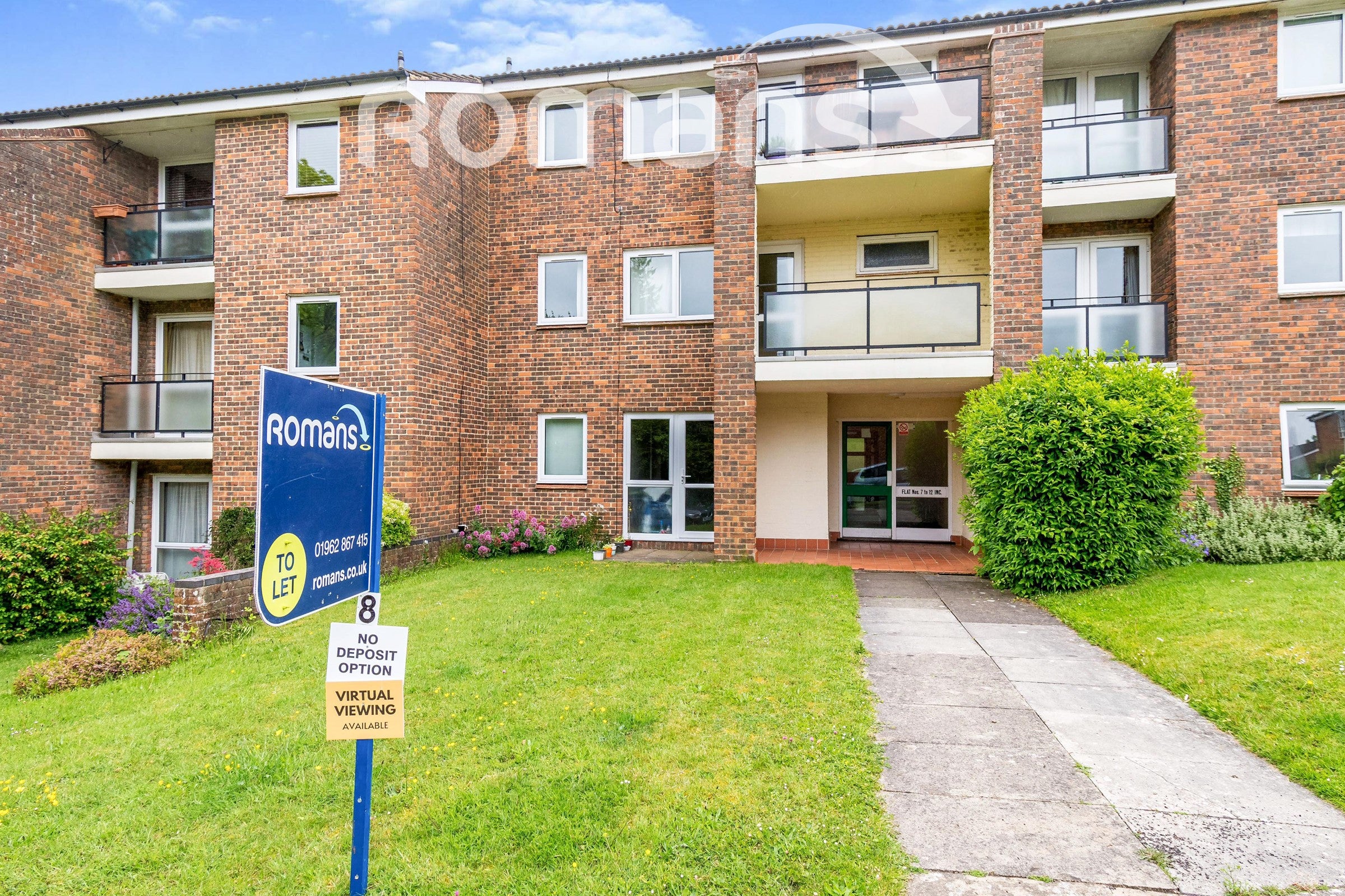 Flat Elder Close in Winchester