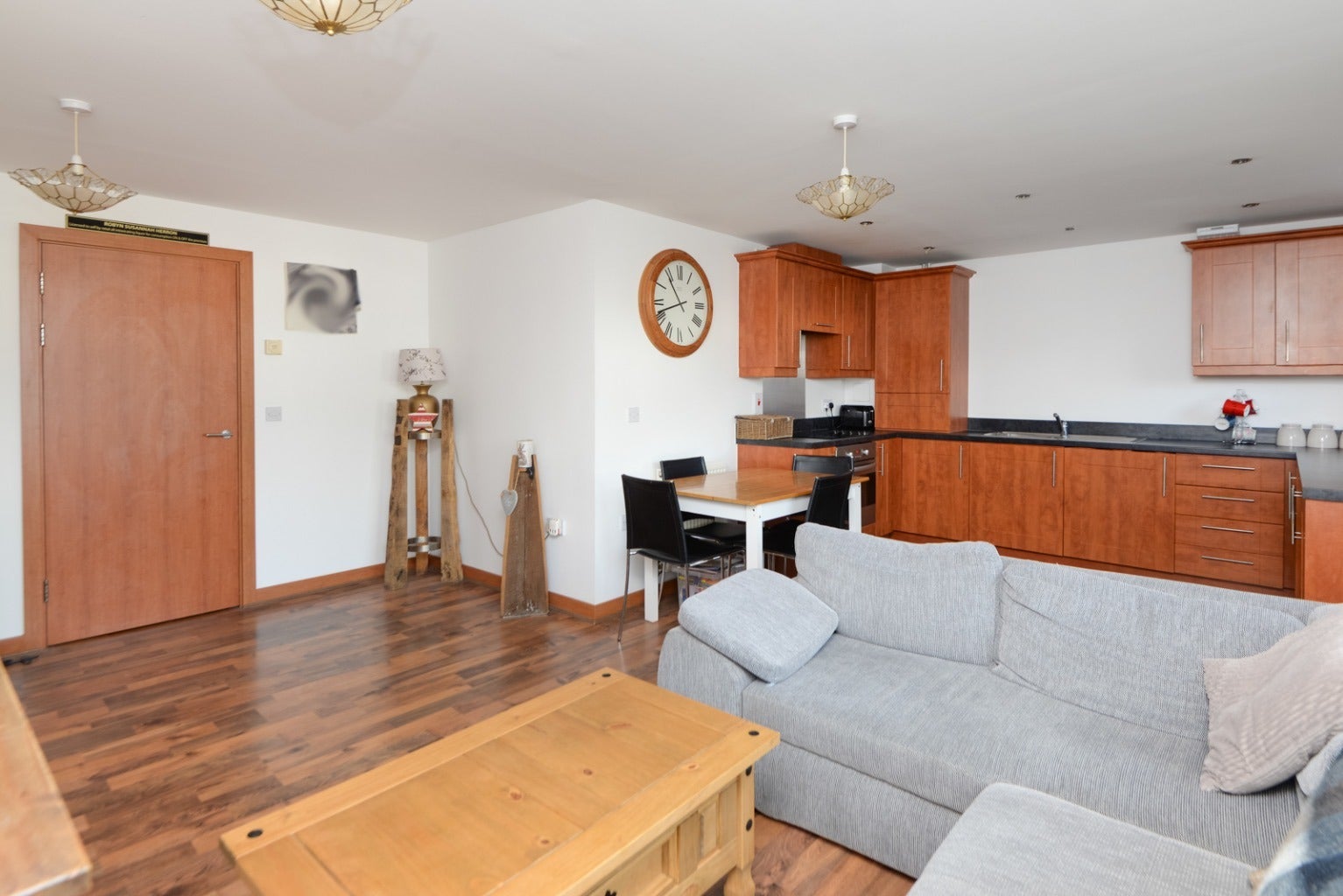 Flat Arundel Square in Maidstone
