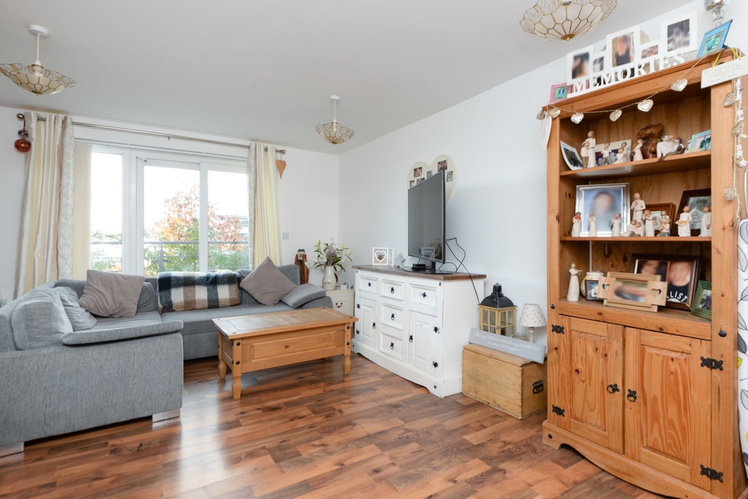 Flat Arundel Square in Maidstone