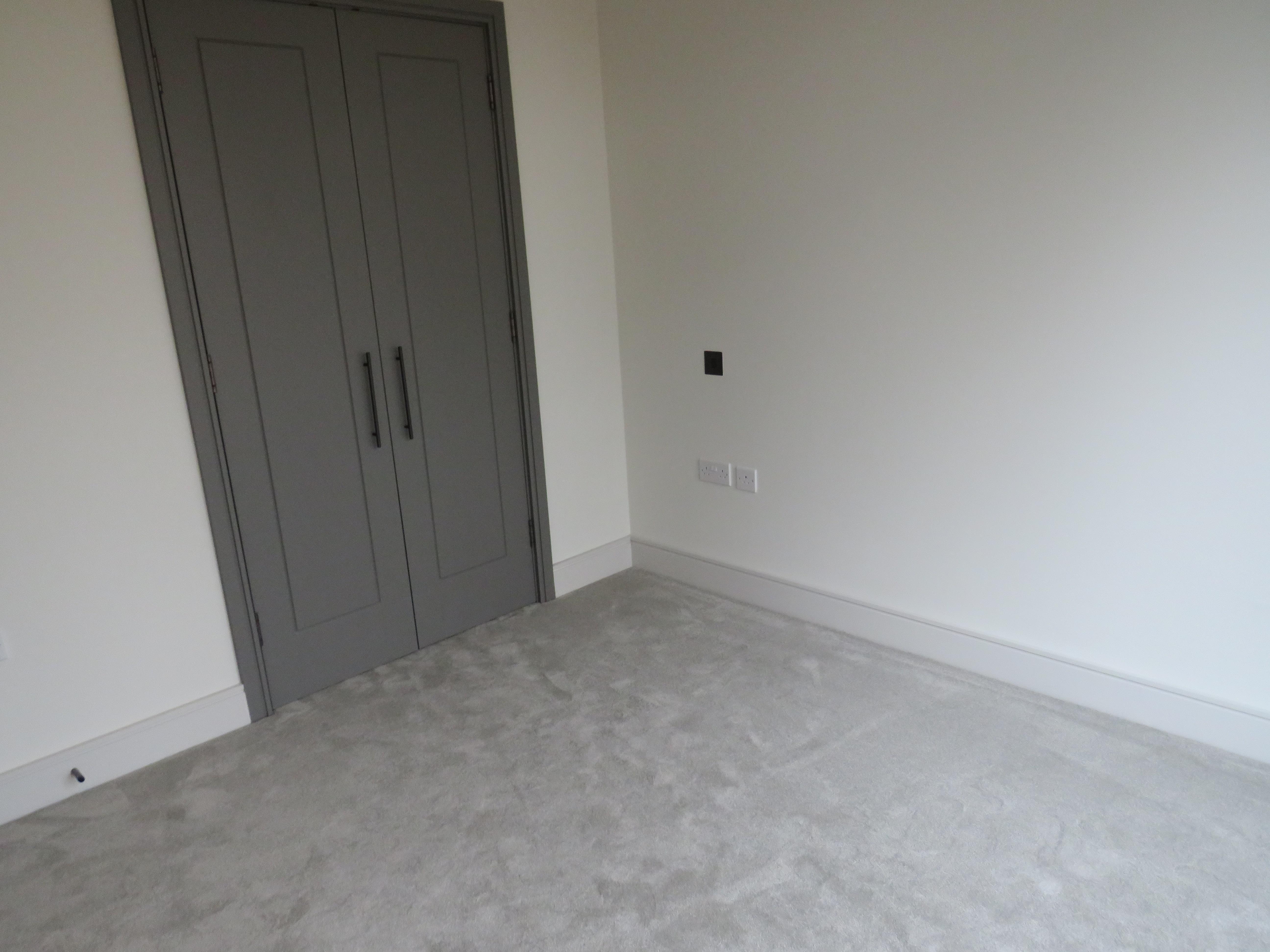 Flat Upton Road in Slough