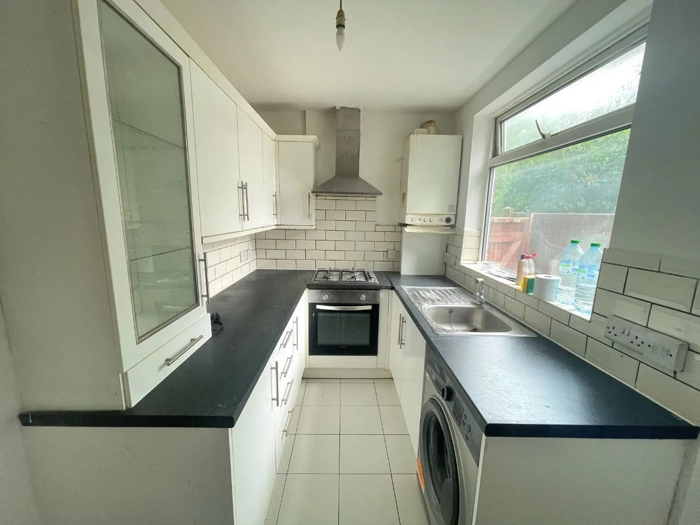 Flat Shelley Avenue in Greater London