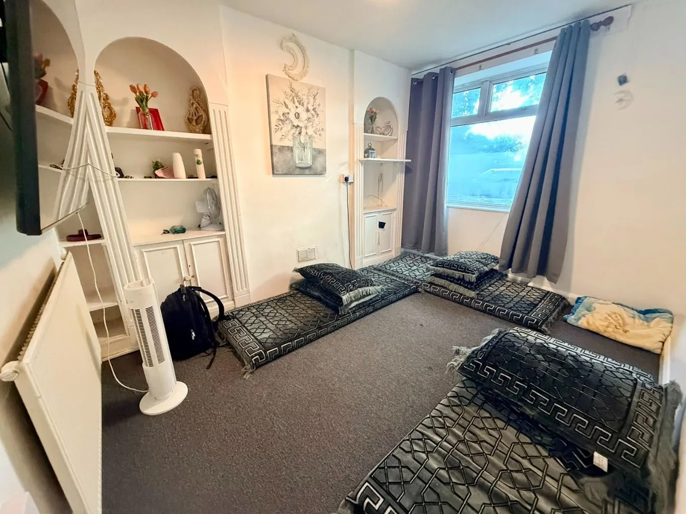 Flat Shelley Avenue in Greater London