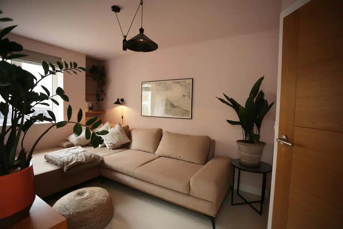Room Beauchamp Mews in Greater London