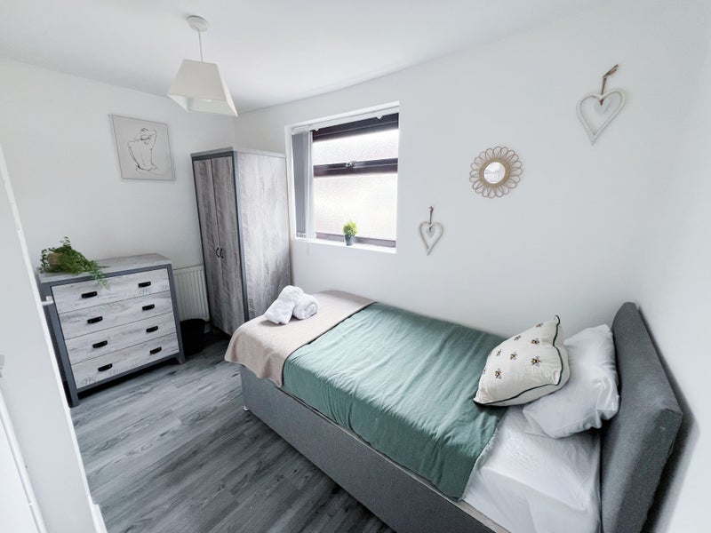 Room Chirkdale Street in Liverpool