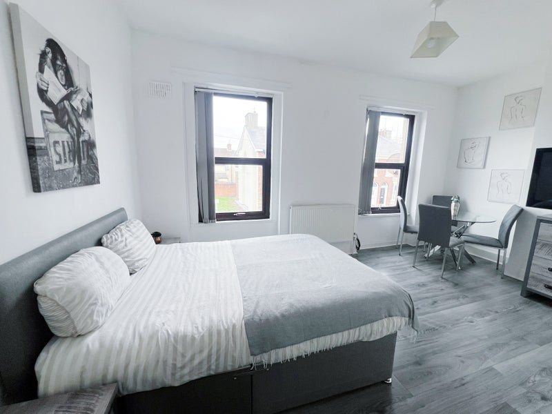 Room Chirkdale Street in Liverpool