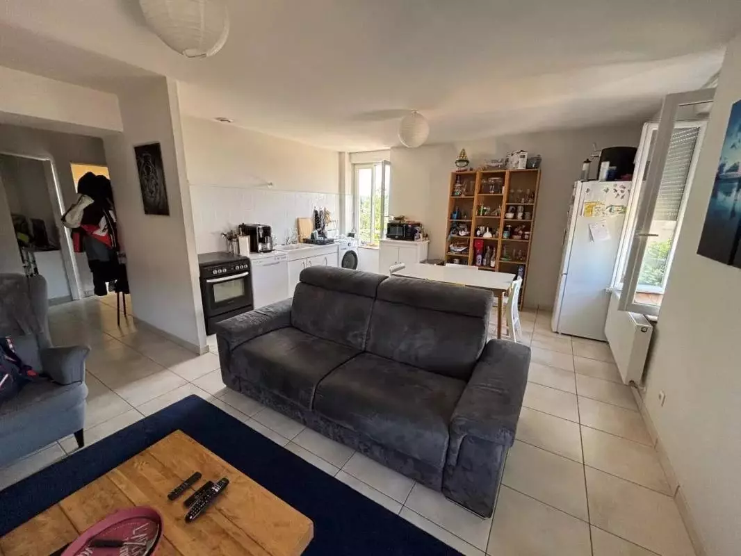 Appartement Rue de la Gare à Leyment