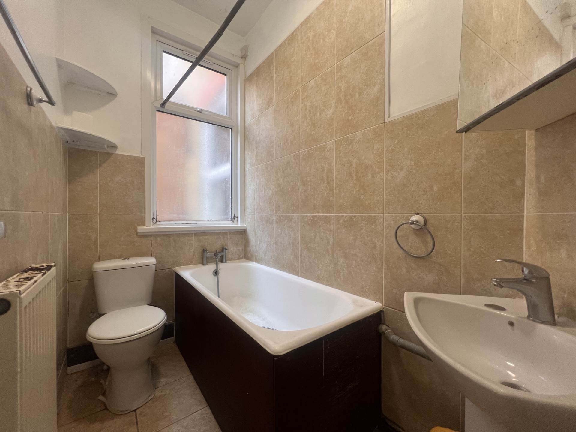 Flat Coventry Road in Greater London