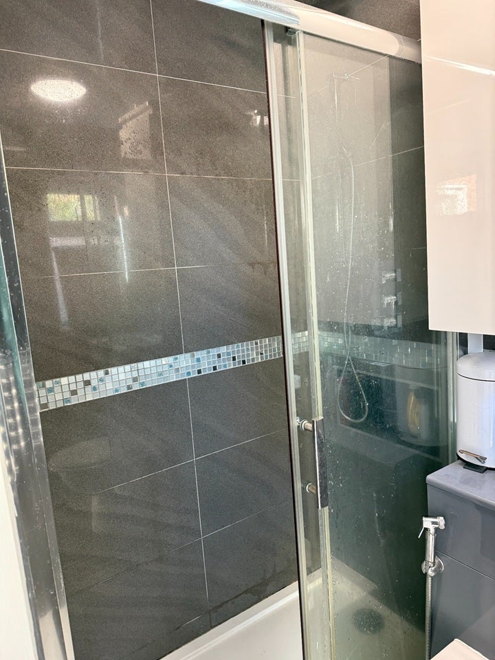 Room Ladycroft Walk in Greater London