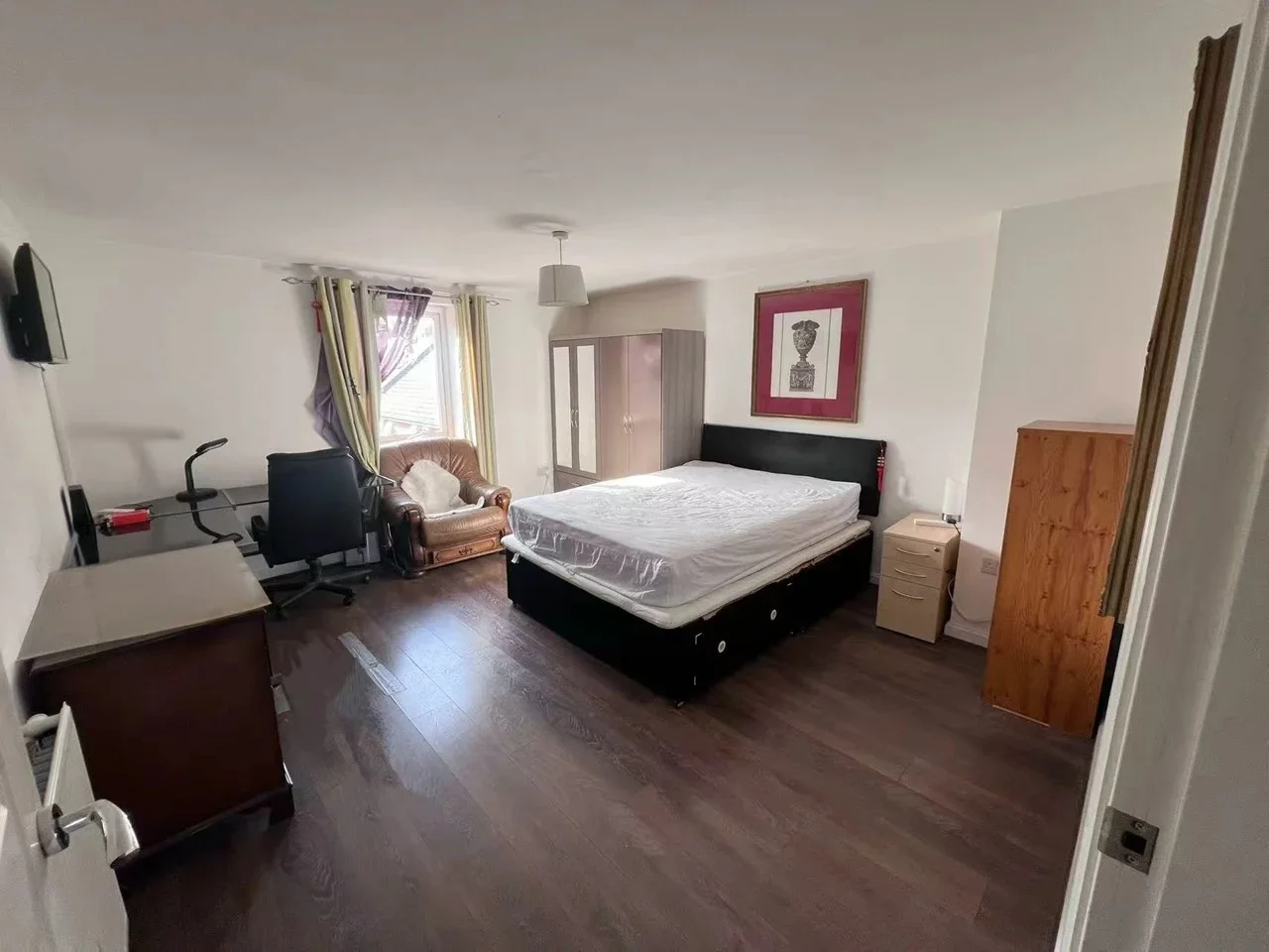 Flat Foleshill Road in Coventry