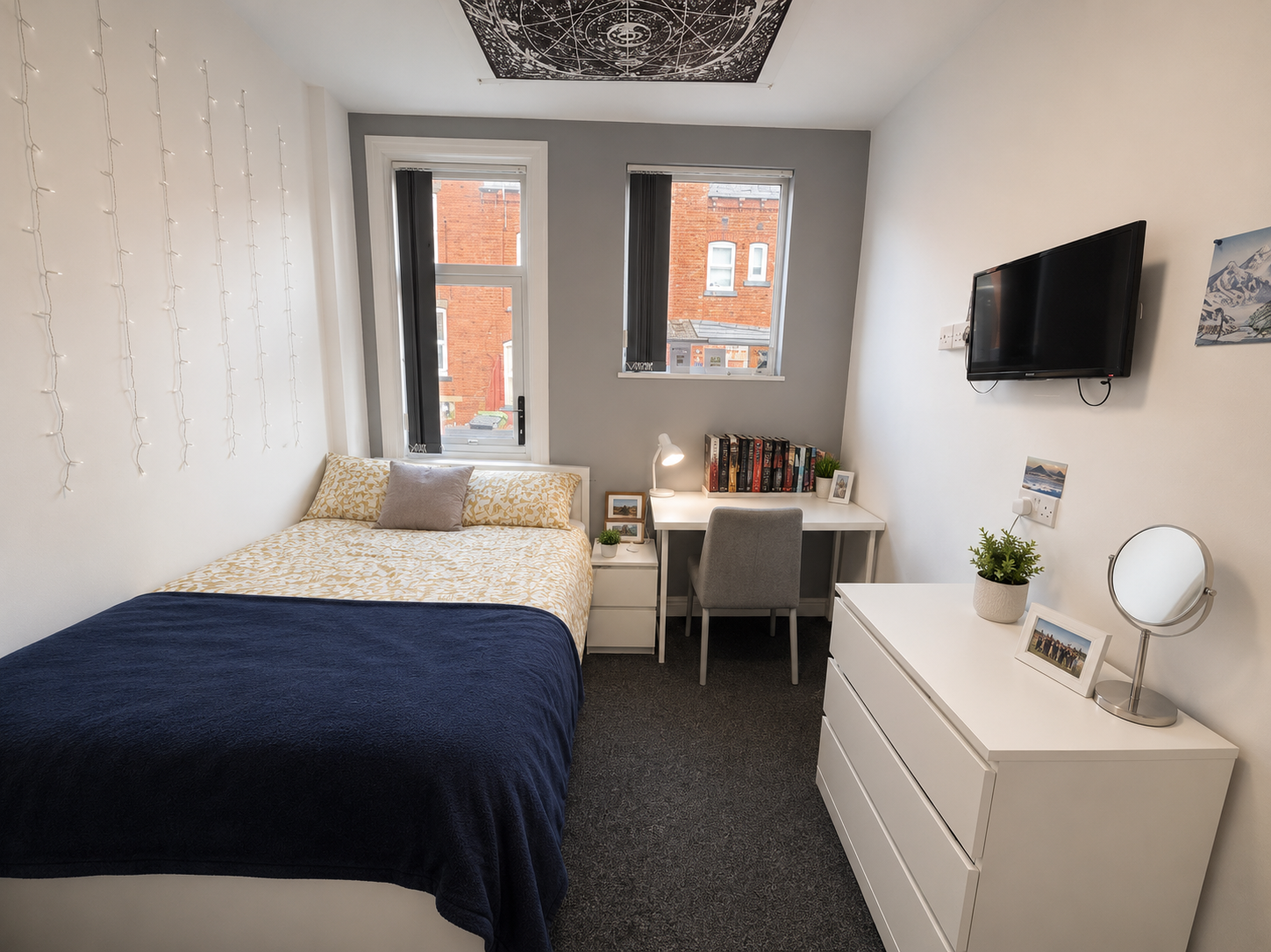 Flat Headingley Avenue in Leeds