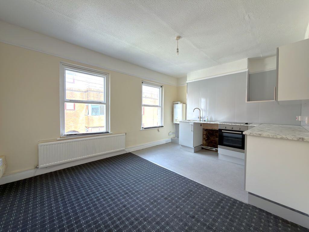 Flat Bedford Street in Gloucester