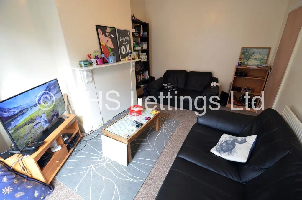 House Back Hessle Mount in Leeds