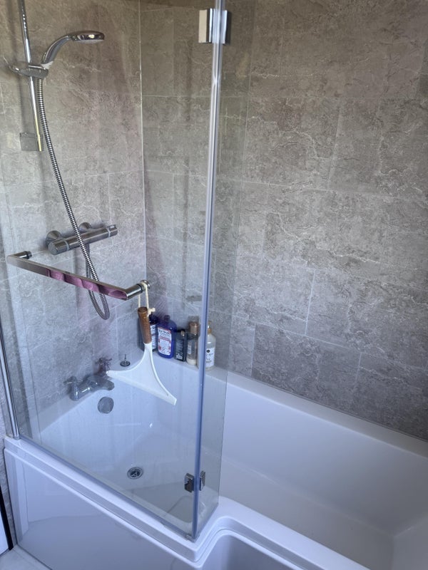 Room Cantwell Road in Greater London